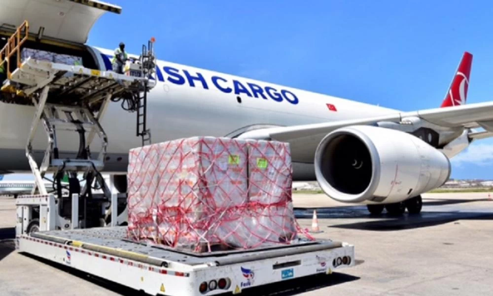 Κορονοϊός: H Turkish Airlines μετατρέπει τα αεροσκάφη της σε cargo